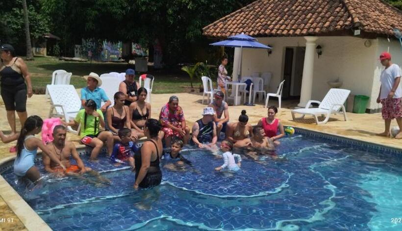 ホテル Santa Fe 1541