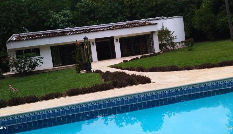 ホテル Santa Fe 1541