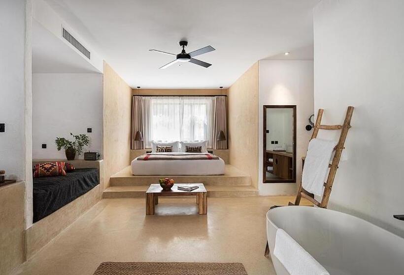 בית מלון כפרי South Zhongwei Resort