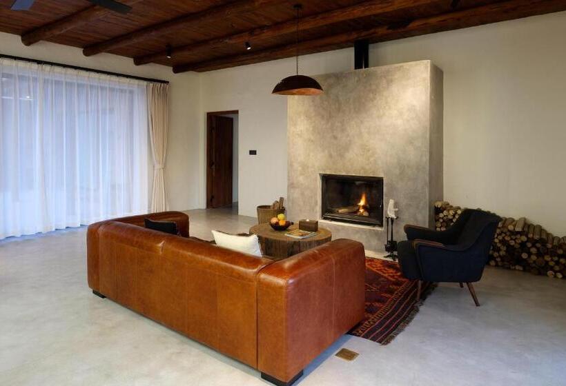 בית מלון כפרי South Zhongwei Resort