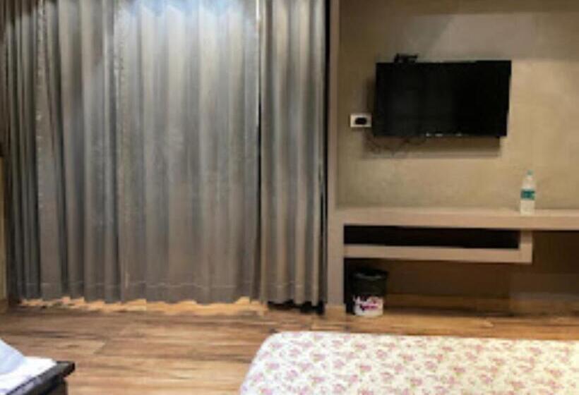 فندق Swastik Jammu, Jammu And Kashmir