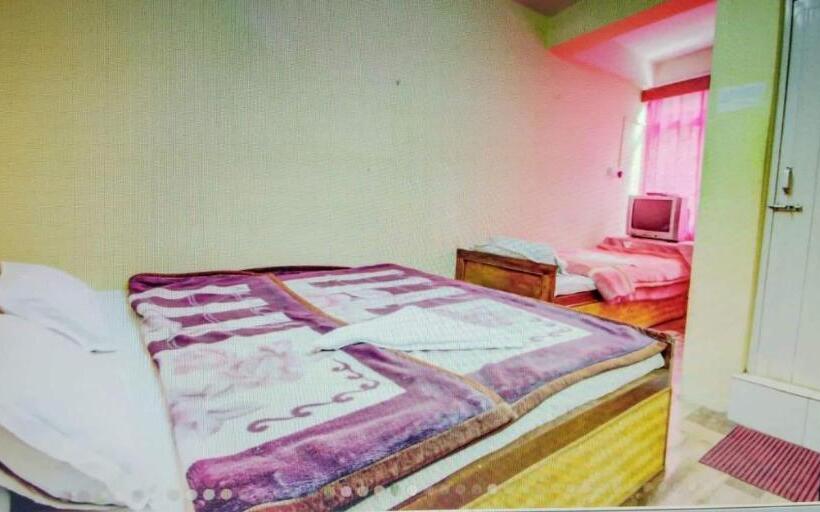 בית מלון כפרי Twilight Lodge