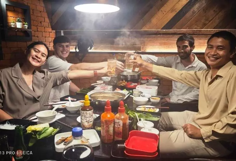 No.9 Hostel Kanchanaburi