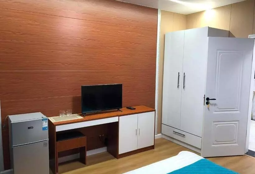 پانسیون Etuga Guesthouse, Close To Sukhbaatar Square
