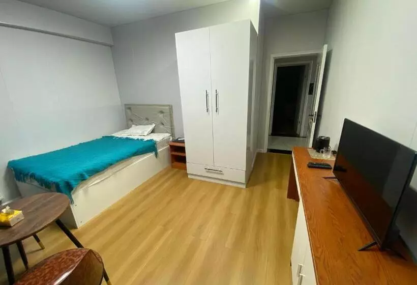پانسیون Etuga Guesthouse, Close To Sukhbaatar Square