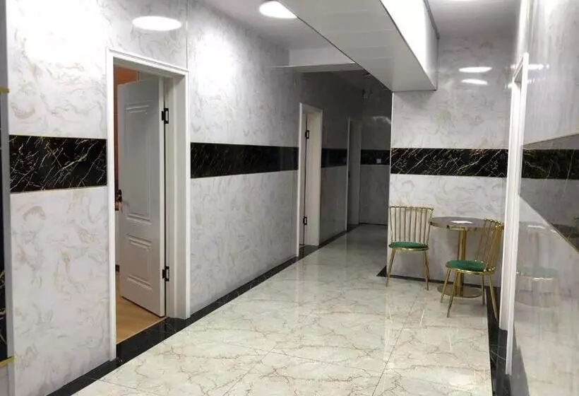 پانسیون Etuga Guesthouse, Close To Sukhbaatar Square