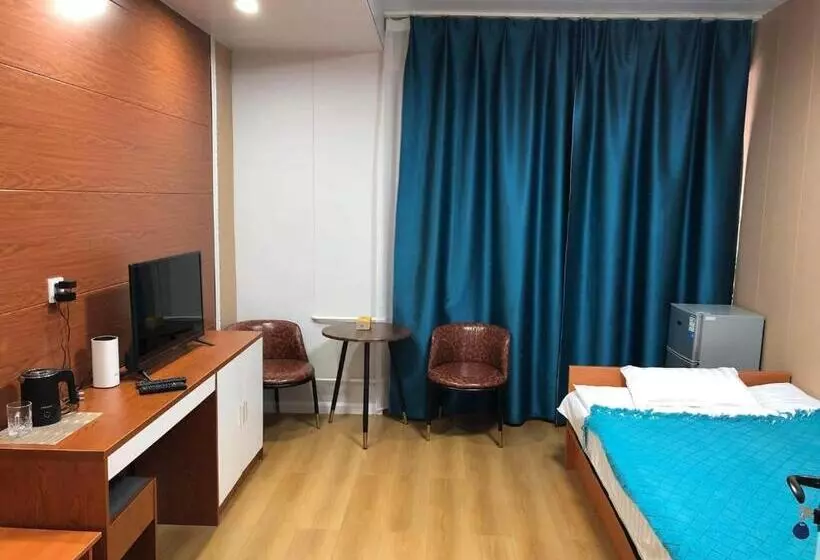 پانسیون Etuga Guesthouse, Close To Sukhbaatar Square