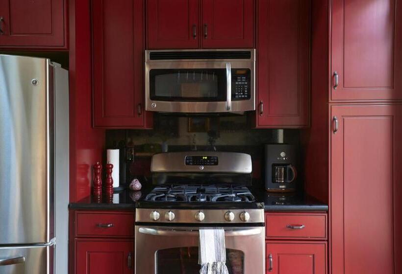 بنسيون Guest Oasis On The Edge Of Los Angeles