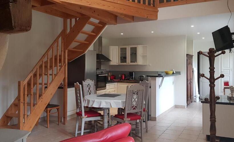 פנסיון Maison La Petiote