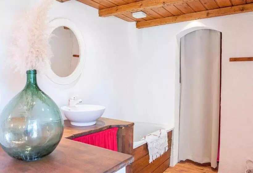 Majatalo Suite Rosas