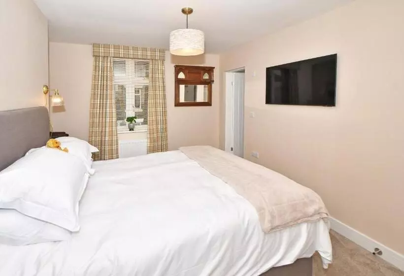 Majatalo The Masons Arms