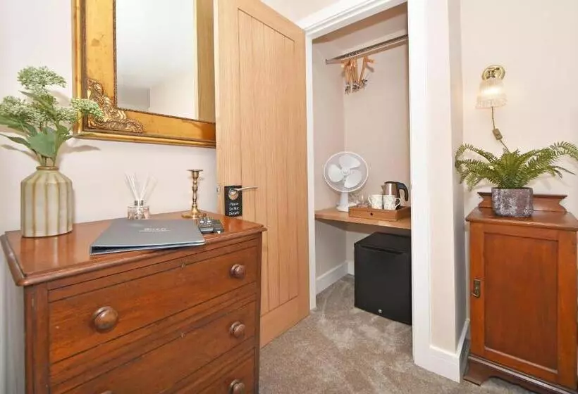 Majatalo The Masons Arms