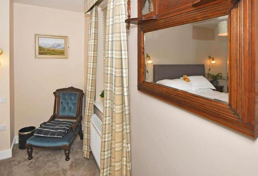 ペンション The Masons Arms