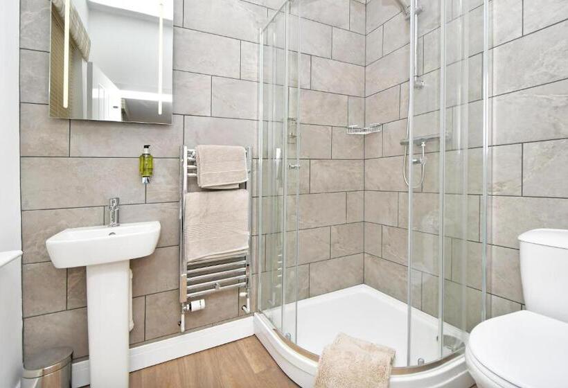 ペンション The Masons Arms