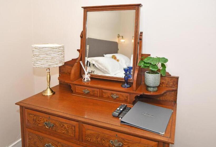 ペンション The Masons Arms