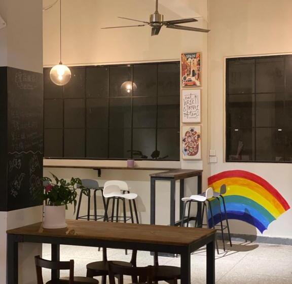 Pomelo Hostel Xingping