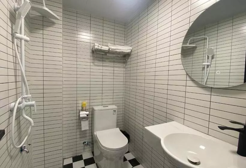 Pomelo Hostel Xingping