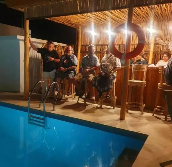 Lomakeskus Melasti Mountain Villa, Amed Bali   Agung Room 2