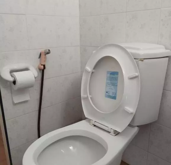 ซิตี้ แม่นชั่น