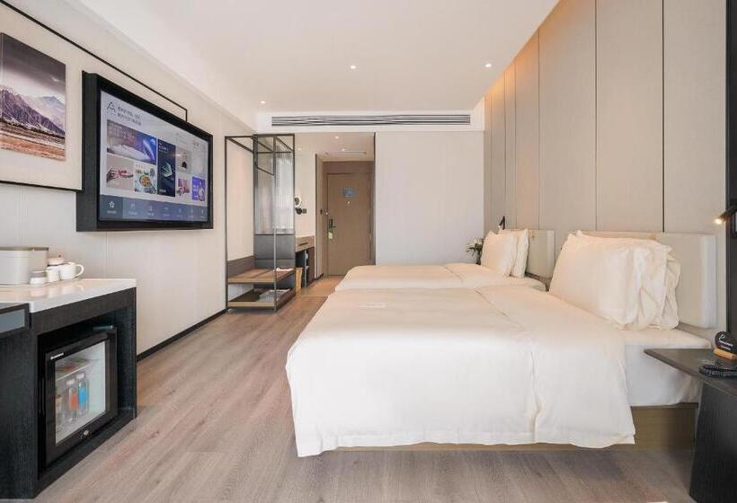 Atour Hotel Chengdu East Station Greenland 468 Center
