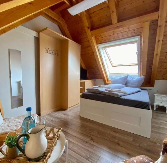 住宿加早餐  Altes Elb Fährhaus