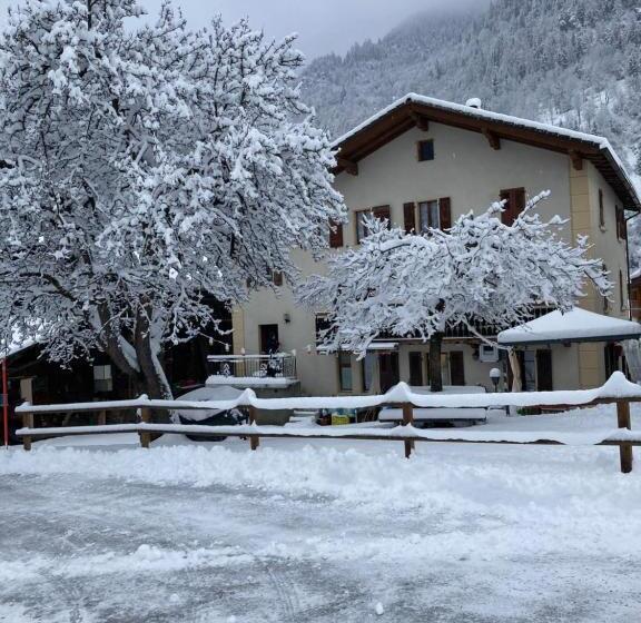 צימר La Petite Auberge