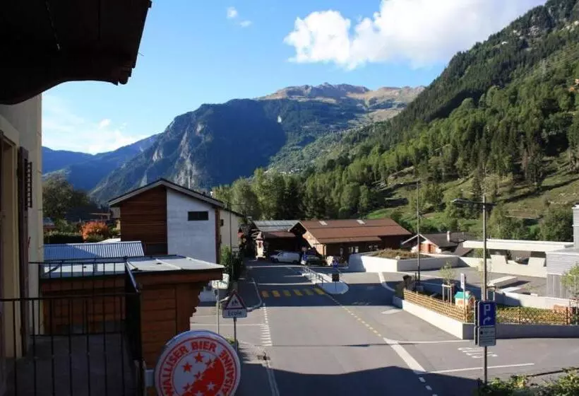 ベッドアンドブレックファースト La Petite Auberge