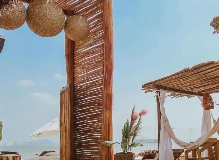 Estadía En Hermoso Hotel En La Isla De Punta Arena Cartagena