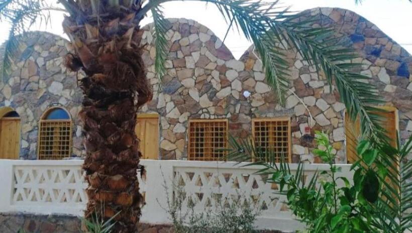 هتل سفاري الواحات البحرية