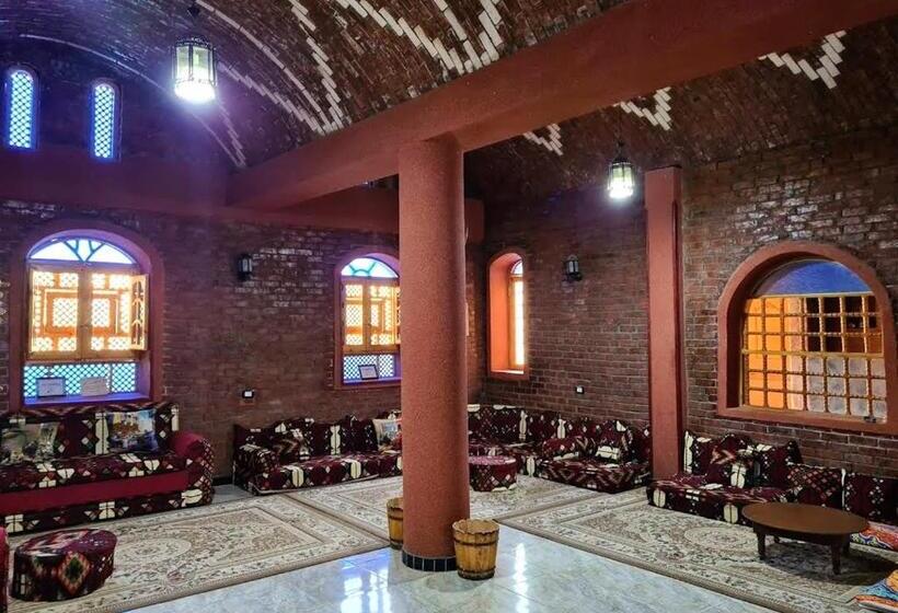 هتل سفاري الواحات البحرية