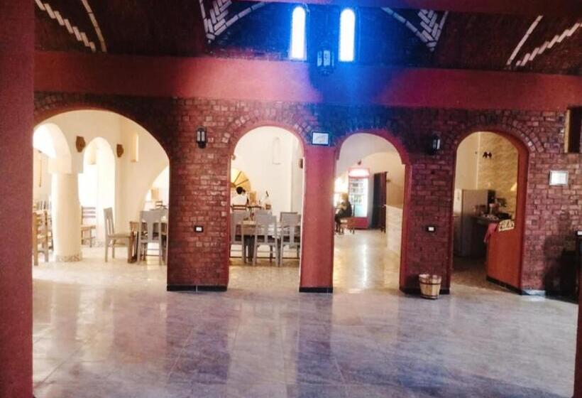 هتل سفاري الواحات البحرية