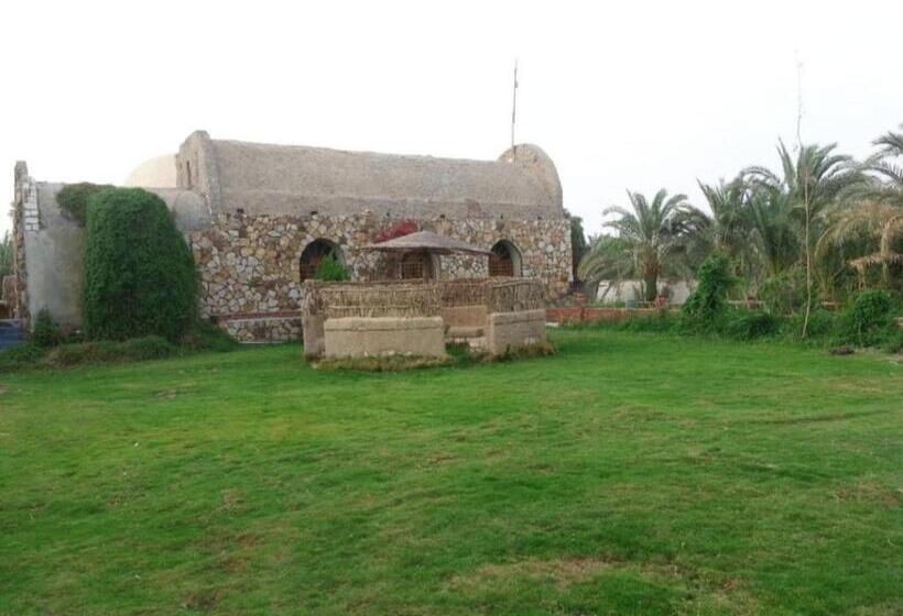 هتل سفاري الواحات البحرية