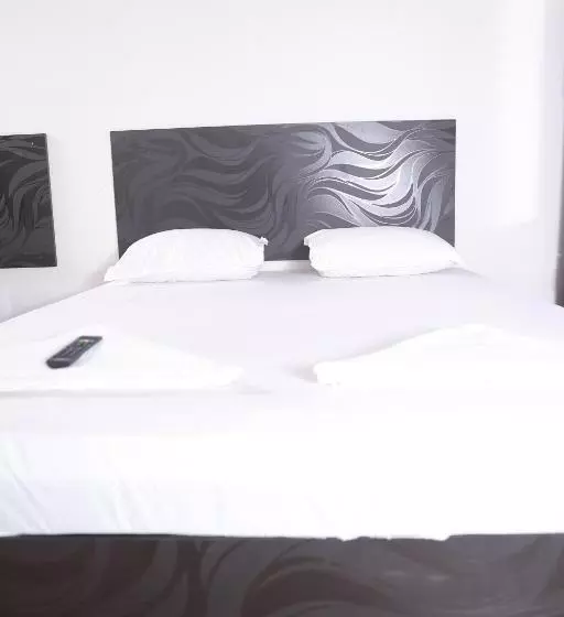 ホテル Ace Suites