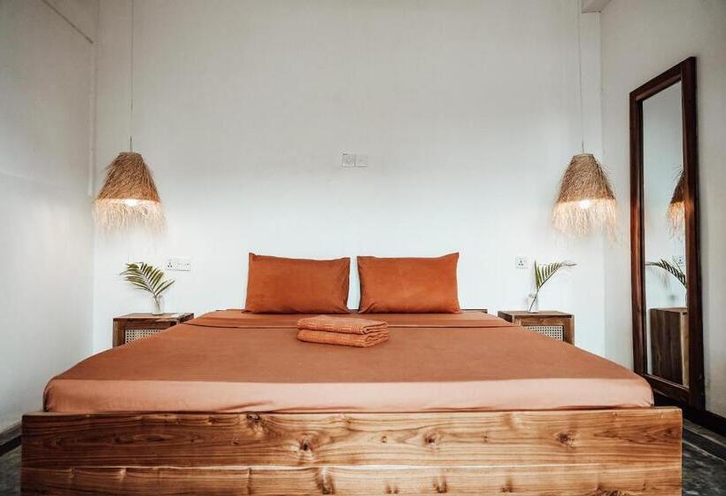 Hotel Amaroo Hikkaduwa