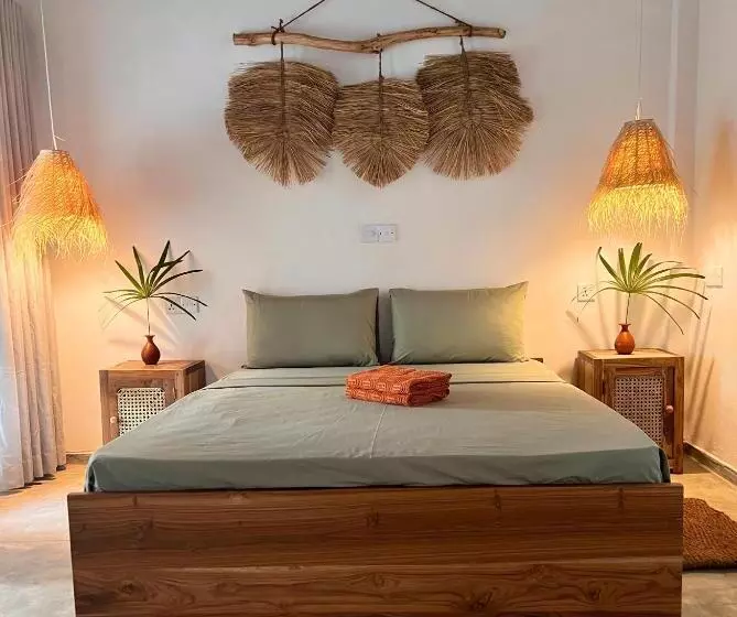 Hotelli Amaroo Hikkaduwa