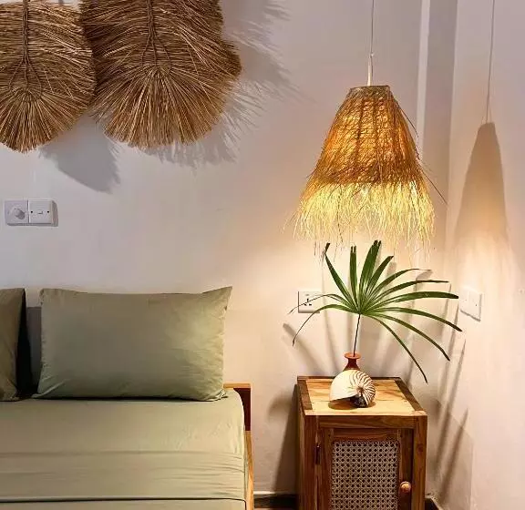 Hotelli Amaroo Hikkaduwa