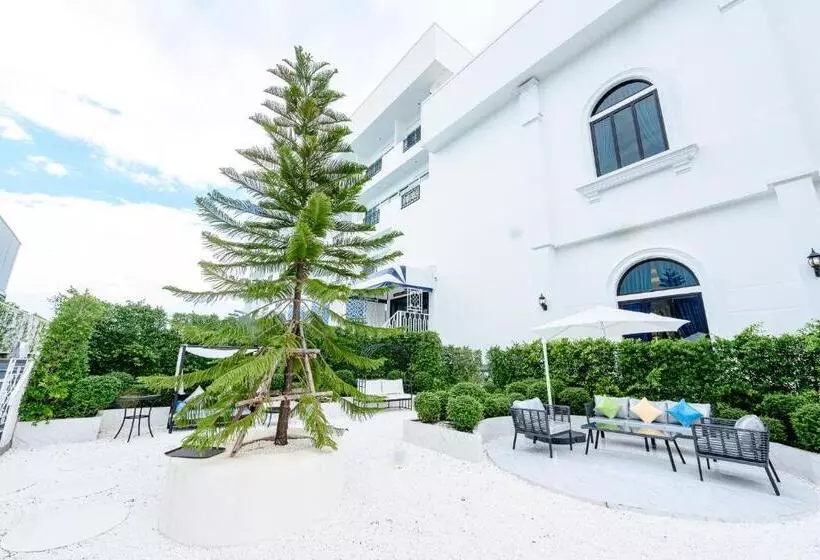 Hotelli Marble Arch De Loei