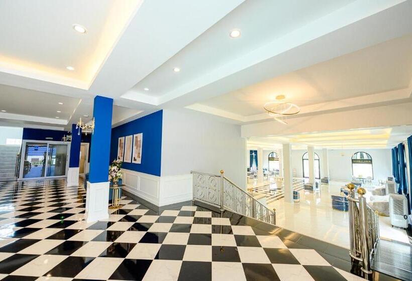 בית מלון כפרי Marble Arch De Loei