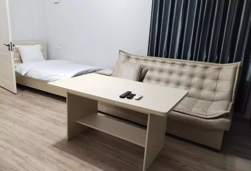 هتل Muidin