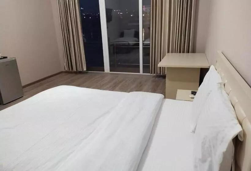 هتل Muidin