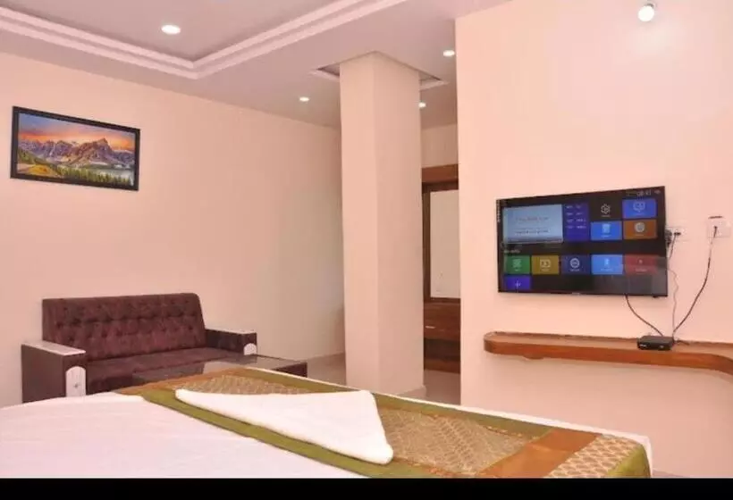 Hotelli Rns Residency & Restaurant Badepalle