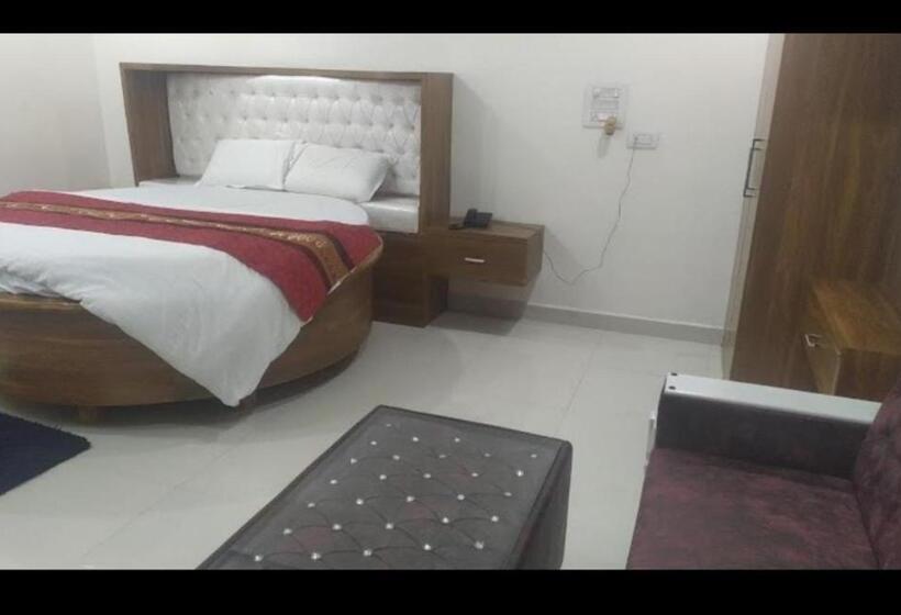 호텔 Rns Residency & Restaurant Badepalle