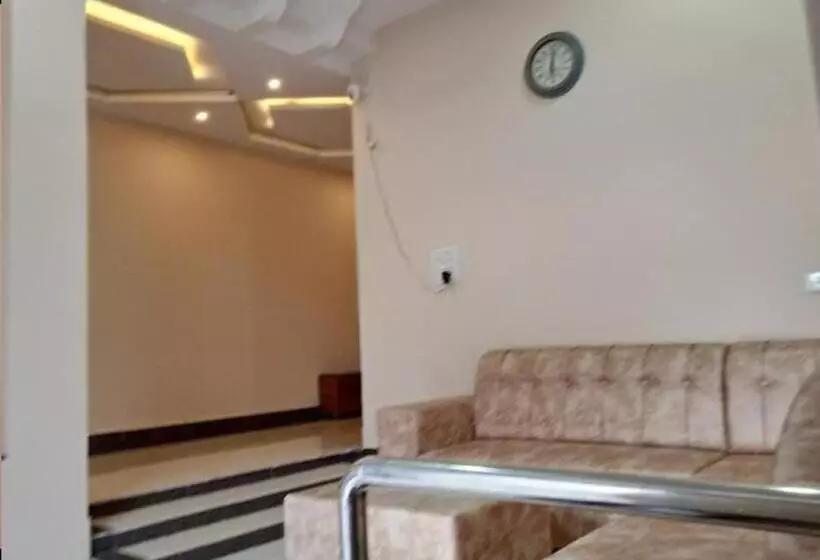 Hotelli Rns Residency & Restaurant Badepalle