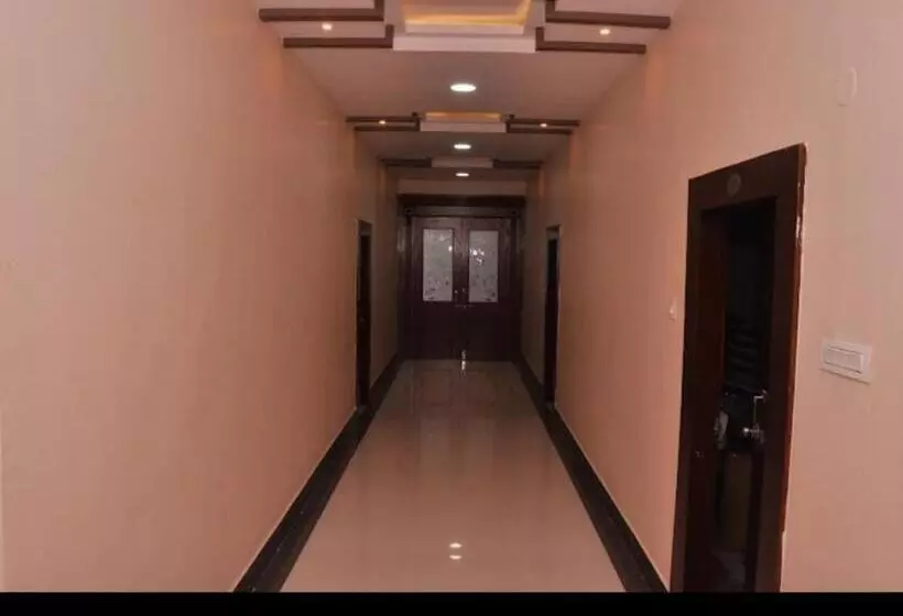 Hotelli Rns Residency & Restaurant Badepalle