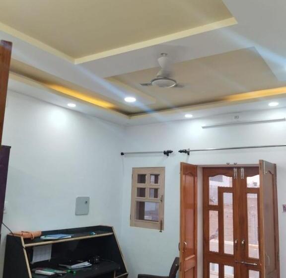 پانسیون Ab Guest House { Home Stay}