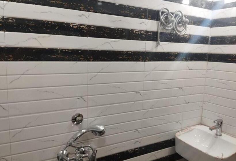 پانسیون Ab Guest House { Home Stay}