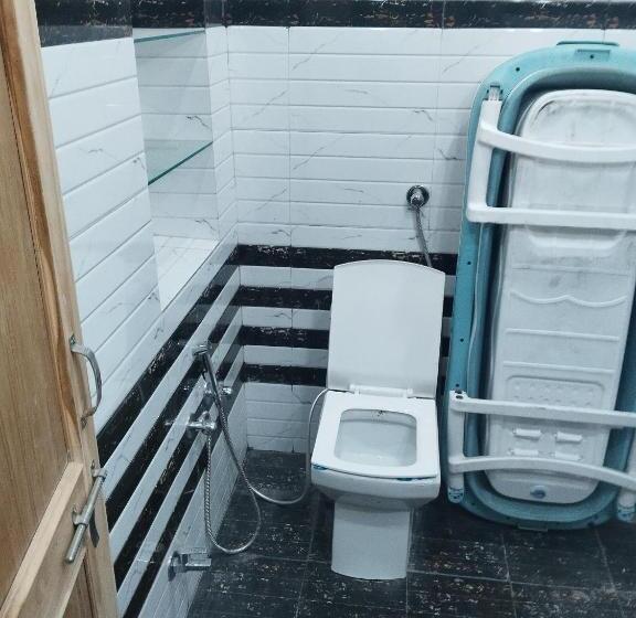 پانسیون Ab Guest House { Home Stay}