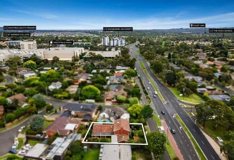 Majatalo Charming 1br Granny Flat With Seperate Spacious Living Room  Just A Stone S Throw From Newly Renovat