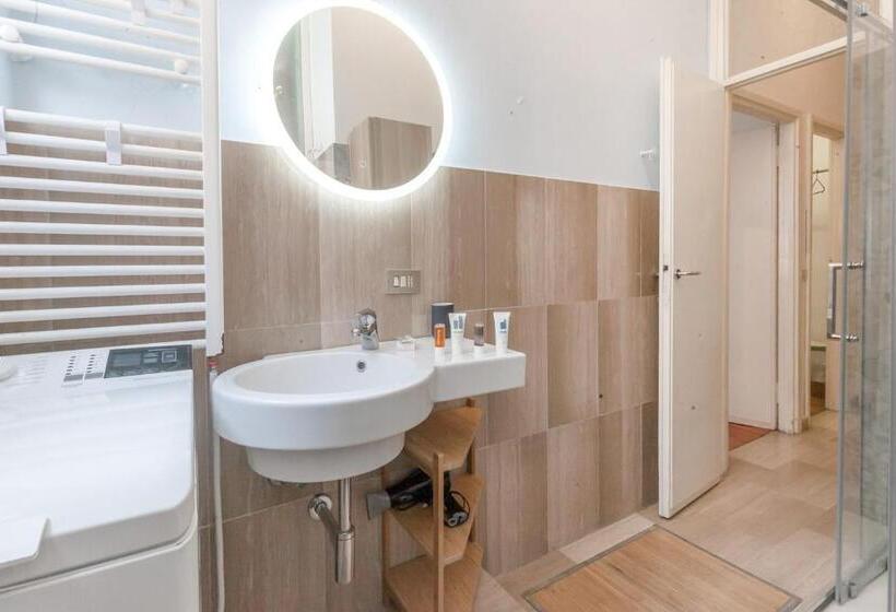 پانسیون Double Room In The Center Of Milan   2