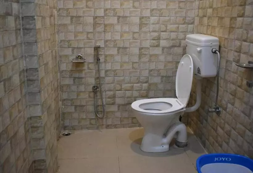 ペンション Om Guest House